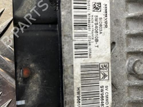 Used Engine control unit (ECU) Engine control unit (ECU) PEUGEOT 807 (EB_) 2.0 HDi (107 hp) 25658461 25658461