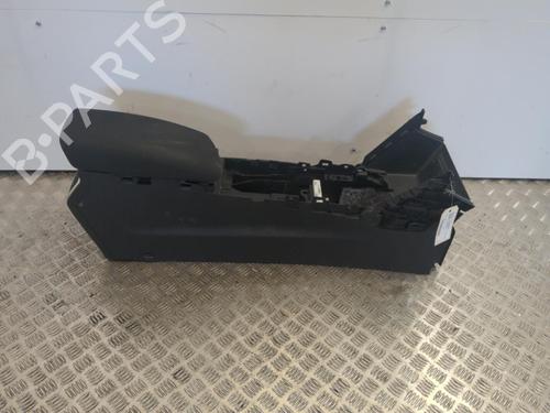 middle-console-renault-megane-iv-hatchback-b9amn_-2015-25655908 main image