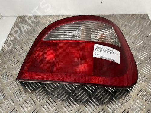 Used Right taillight RENAULT MEGANE I (BA0/1_) 1.6 16V (BA04, BA0B, BA11, BA1J, BA16, BA19, BA1K, BA1V,... (107 hp) 25660222