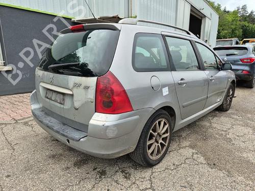 Fuse box PEUGEOT 307 Break (3E) 2.0 HDI 110 | BP25660271E1 - Image 8