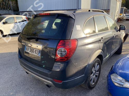 Used Left front door CHEVROLET CAPTIVA (C100, C140) 2.0 D 4WD (150 hp) 28158448