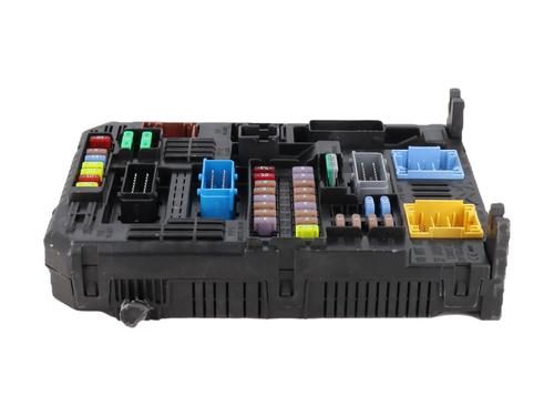 Used Fuse box Fuse box CITROËN C3 III (SX) 1.5 BlueHDi 100 (SXYHYP, SXYHTU) (102 hp) 25659756 25659756