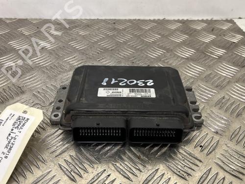 Used Engine control unit (ECU) RENAULT MEGANE I Coach (DA0/1_) 1.6 16V (DA0B, DA04, DA11) (107 hp) 25655258