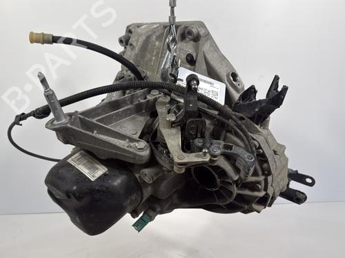 Used Gearbox DACIA LODGY (JS_) 1.2 TCe (JSAY, JSM0) (115 hp) 27212107