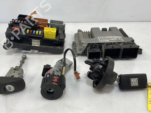 Electronic module CITROËN C3 Picasso (SH_) 1.4 VTi 95 (SH8FSC, SH8FP0, SH8FP6) | BP25664669M83  - Image 5