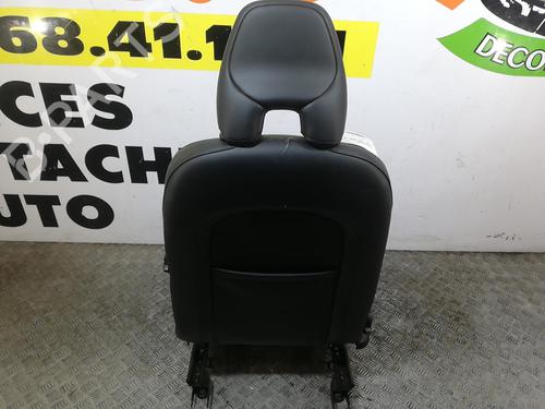 right-front-seat-volvo-v40-hatchback-525-2012-2013-2014-2015-2016-2017-2018-2019-25667690 main image
