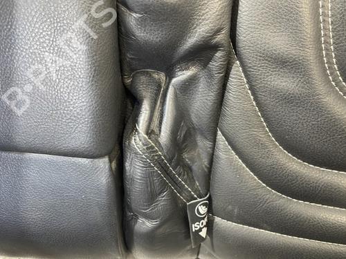 Used Rear seat Rear seat CITROËN DS5 2.0 HDi 200 Hybrid4 All-wheel Drive (200 hp) 25664746 25664746