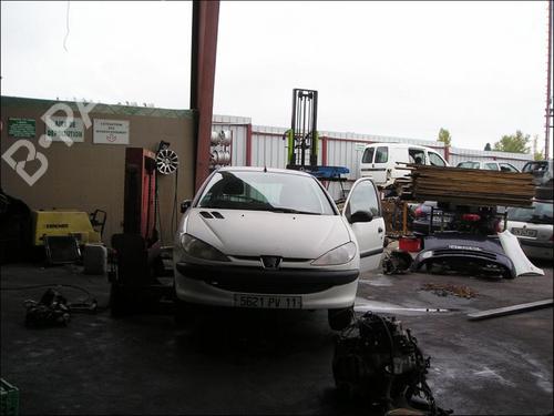 Antriebswelle rechts vorne PEUGEOT 206 Hatchback (2A/C) 1.4 i | BP25662218M39 