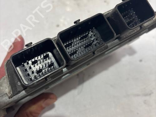Used Engine control unit (ECU) Engine control unit (ECU) RENAULT TWINGO II (CN0_) 1.2 (CN0D) (58 hp) 35784814 35784814