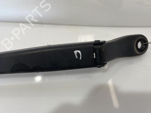 Used Front windshield wiper arm Front windshield wiper arm 26557394 26557394