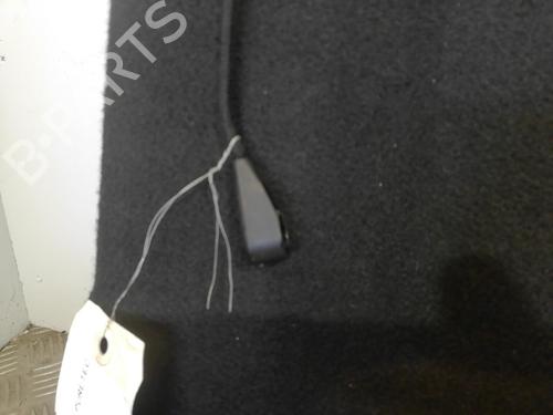 Used Rear parcel shelf Rear parcel shelf PEUGEOT 308 II (LB_, LP_, LW_, LH_, L3_) 1.2 THP 110 (110 hp) 25664763 25664763