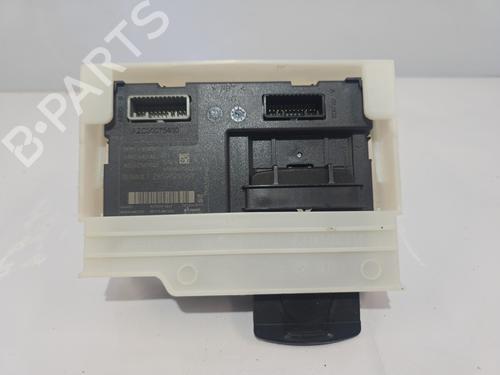 Used Card reader RENAULT CAPTUR I (J5_, H5_) 1.2 TCe 120 (118 hp) 29893360