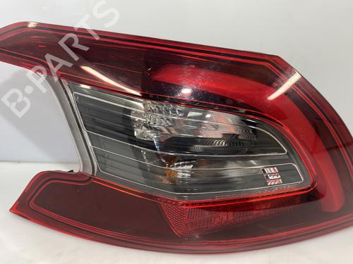 Venstre baglygte PEUGEOT 208 II (UB_, UP_, UW_, UJ_) e-208 (136 hp) 28185183