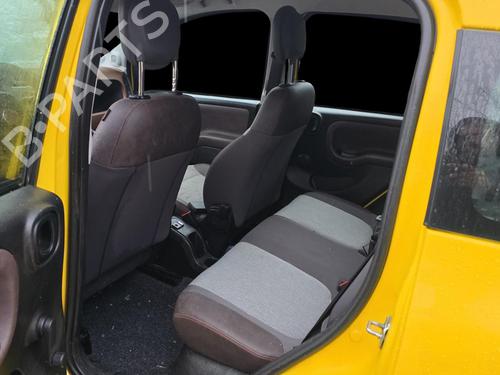rear-right-seatbelt-fiat-panda-312_-319_-2012-33950959 main image