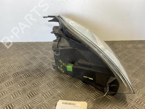 Faro izquierdo FORD FIESTA V (JH_, JD_) 1.6 16V | BP25670315C28