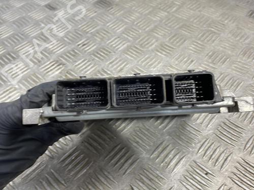 Engine control unit (ECU) FORD C-MAX II (DXA/CB7, DXA/CEU) 2.0 TDCi | BP25668249M57 