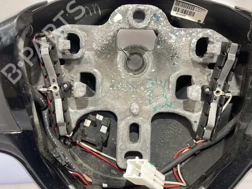 steering-wheel-renault-clio-iv-bh_-2012-2013-2014-2015-2016-2017-2018-2019-2020-2021-25716745 main image