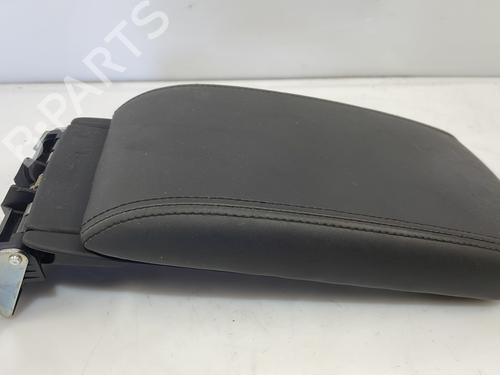Used Armrest / Center console Armrest / Center console PEUGEOT RCZ 1.6 16V (156 hp) 25668965 25668965