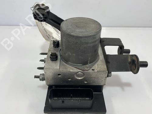 Used ABS pump BMW 5 (E60) 545 i (333 hp) 25668515
