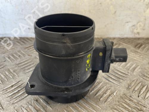 Used Mass air flow sensor LAND ROVER RANGE ROVER SPORT II (L494) 3.0 SDV6 4x4 (292 hp) 25669565
