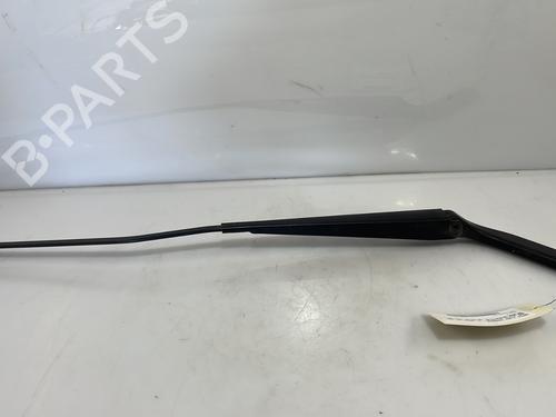 Used Front windshield wiper arm BMW X5 (E70) xDrive 35 d (286 hp) 25666545