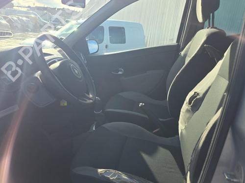 Used Dashboard RENAULT CLIO III Grandtour (KR0/1_) 1.5 dCi (KR0G) (68 hp) 32146130