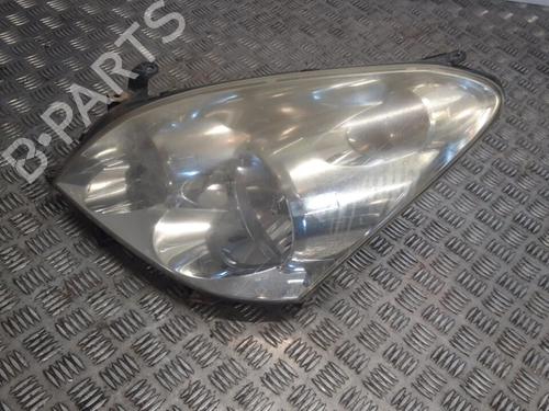 Venstre forlygte TOYOTA COROLLA Verso (ZER_, ZZE12_, R1_) 2.0 D-4D (CUR10_, CUR10R) (116 hp) 25671079