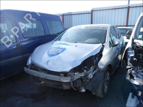 Used Windscreen washer tank PEUGEOT 208 I (CA_, CC_) 1.6 HDi / BlueHDi 75 (75 hp) 25668900