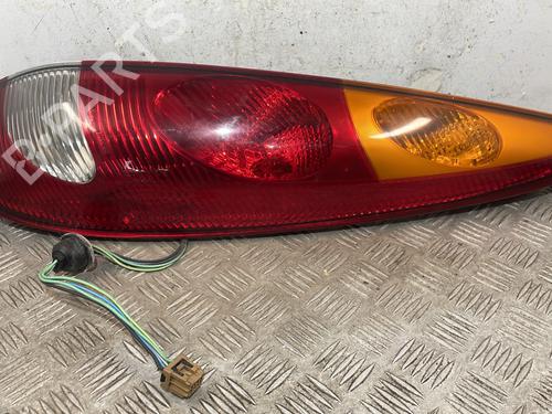 Used Right taillight NISSAN ALMERA TINO (V10) 2.2 dCi (136 hp) 25664408