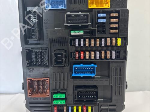 Fuse box OPEL CORSA F (P2JO) 1.2 (68) | BP35754090E1 - Image 2