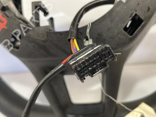 Used Steering wheel Steering wheel RENAULT CLIO V (B7_) 1.5 Blue dCi 85 (B7AG) (86 hp) 25666566 25666566