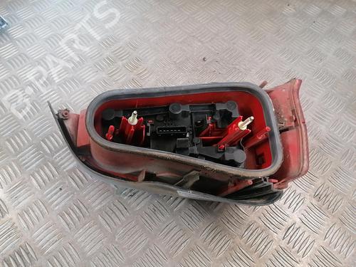 Used Right taillight PEUGEOT 106 II (1A_, 1C_) 1.0 i (50 hp) 25668629
