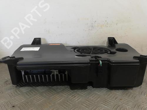 Used Speaker MERCEDES-BENZ A-CLASS (W176) A 250 (176.044) (211 hp) 25662494