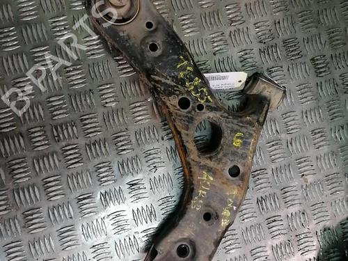 Used Left front suspension arm TOYOTA AURIS (_E15_) 1.4 D-4D (NDE150_, NDE150R) (90 hp) 25663838