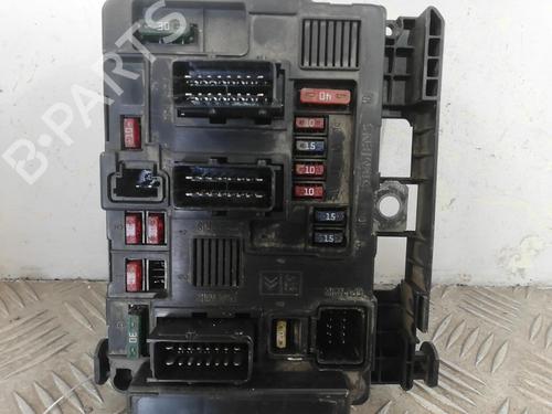 Sikringsdose PEUGEOT 206 Hatchback (2A/C) 1.9 D (69 hp) 25667408