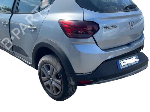left-taillight-dacia-sandero-iii-2021-35923886 main image
