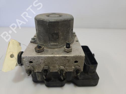 Used ABS pump ABS pump MERCEDES-BENZ CLA Coupe (C117) CLA 200 CDI / d (117.308) (136 hp) 25663452 25663452