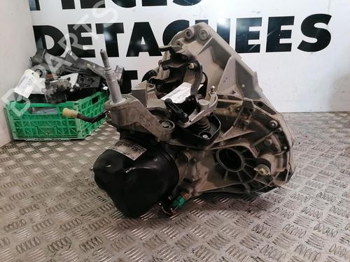 gearbox-renault-twingo-iii-bcm_-bca_-2014-25665940 main image