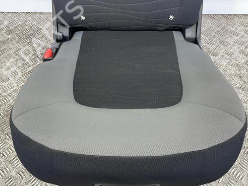 Rear seat CITROËN C4 Picasso II 1.6 HDi / BlueHDi 115 | BP25664433C17  - Image 8