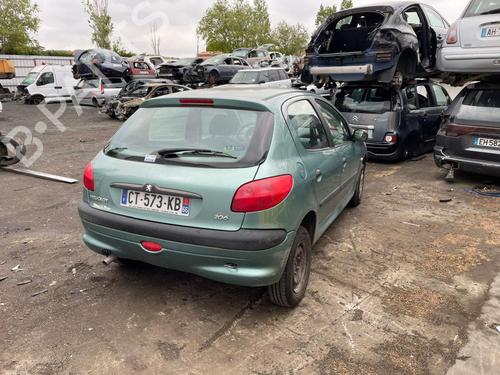 Højre forlygte PEUGEOT 206 Hatchback (2A/C) 1.4 i | BP25670314C29 