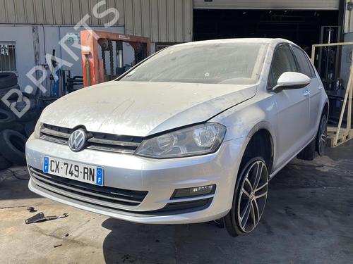 Used Left front steering knuckle VW GOLF VII (5G1, BQ1, BE1, BE2) 1.6 TDI (105 hp) 25662781