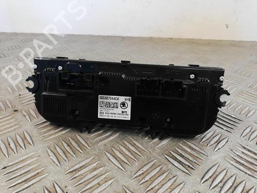 Used Climate control Climate control SKODA KAROQ (NU7, ND7) 1.6 TDI (115 hp) 25665824 25665824