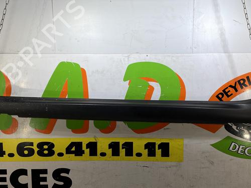 Używane Próg lewy CITROËN C4 CACTUS 1.6 HDi 90 (92 hp) 25667389