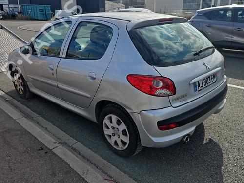 Used Parts PEUGEOT 206+ (2L_, 2M_)  1.4 i  4393458
