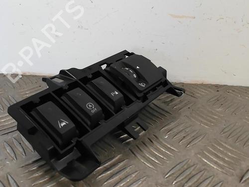 Used Switch Switch RENAULT TWINGO III (BCM_, BCA_) 0.9 TCe 90 (BCM9, BCM2) (90 hp) 25665346 25665346