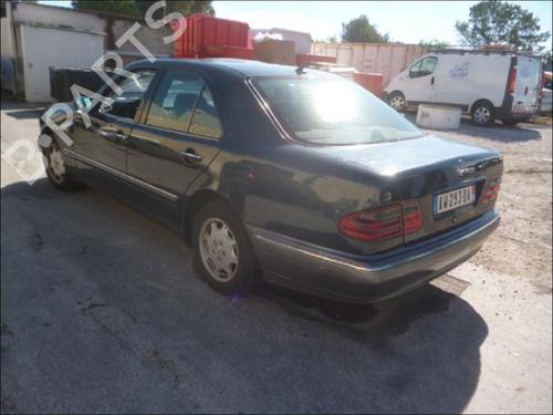 Right taillight MERCEDES-BENZ E-CLASS (W210) E 290 Turbo-D (210.017) | BP25664479C35 