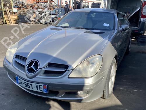 Left front steering knuckle MERCEDES-BENZ SLK (R171) 200 Kompressor (171.442) | BP25667796M25 