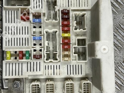 Fuse box RENAULT SCÉNIC II (JM0/1_) 1.9 dCi (JM0G, JM12, JM1G, JM2C) | BP25665548E1 