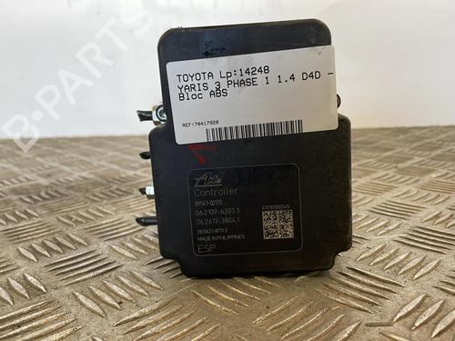 Used ABS pump TOYOTA YARIS (_P13_) 1.4 D (NLP130_, NLP130) (90 hp) 25670304
