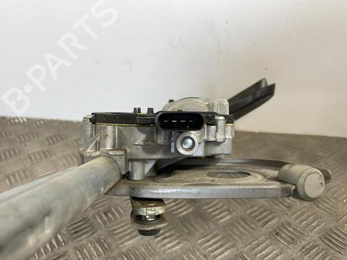 Used Front wiper motor BMW 1 (F20) 114 d (95 hp) 25665457